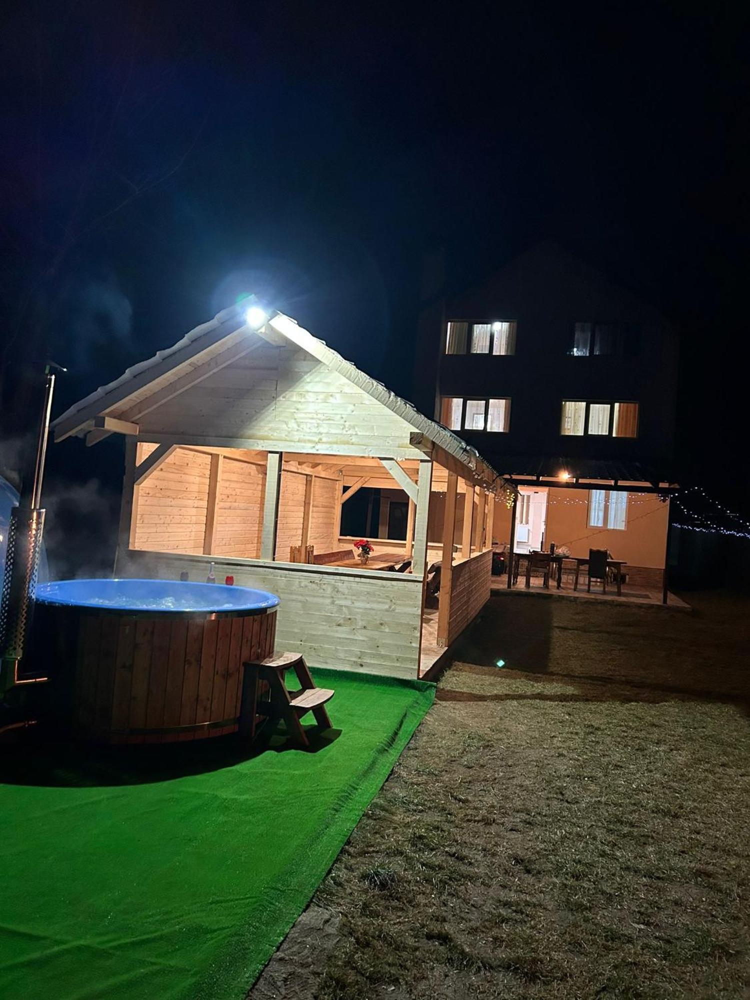 Hotel Popasul Drumetului Transfagarasan Curtea de Argeş Exterior foto